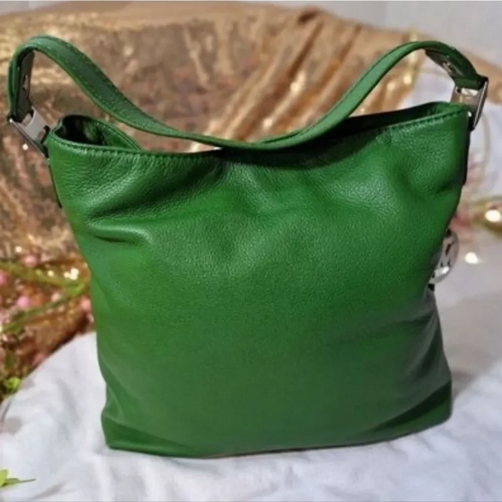 Michael Kors Bag Leather  EXCELLENT CONDITION
